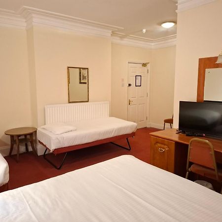 Borough Arms Hotel Newcastle-under-Lyme Exterior photo